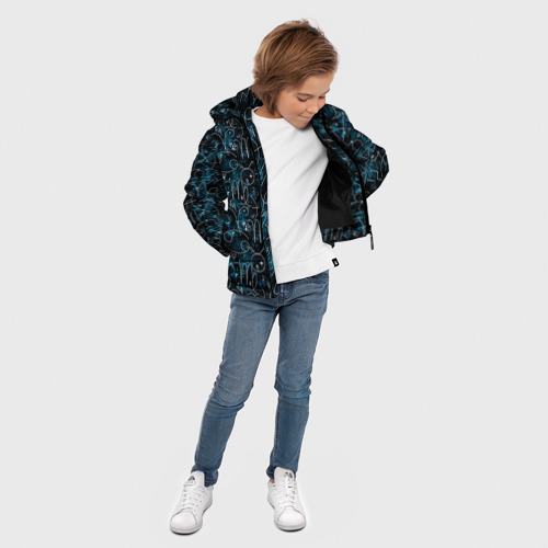 Зимняя куртка для мальчиков 3D Знаки зодиака и звезды на сине - черном фоне, цвет черный - фото 5
