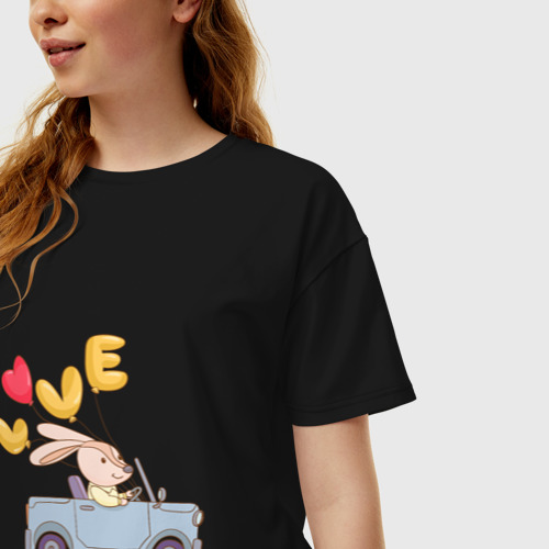 Женская футболка хлопок Oversize с принтом Кролик - С Любовью, фото на моделе #1