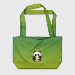 Пляжная сумка 3D Панда сидит среди бамбука и есть лапшу