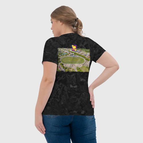 Женская футболка 3D с принтом Вятские Поляны - дворец культуры и стадион, вид сзади #2