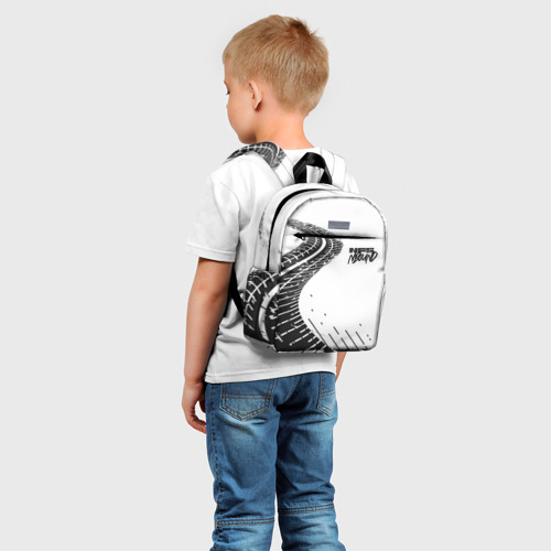 Детский рюкзак 3D NFS Unbound следы резины - фото 3