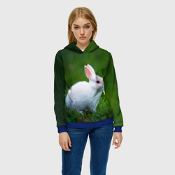 Женская толстовка 3D Кролик на фоне травы - фото 2