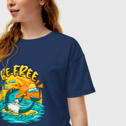 Женская футболка хлопок Oversize Акула серфингист будь свободным - фото 2