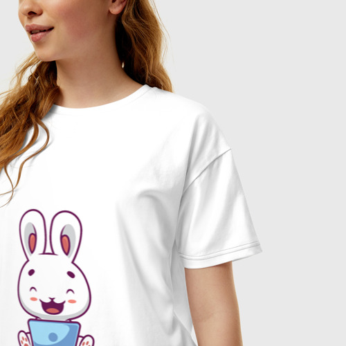 Женская футболка хлопок Oversize с принтом Весёлый кролик, фото на моделе #1