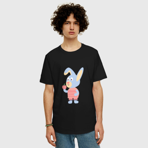 Мужская футболка хлопок Oversize с принтом Кролик с яблоком, фото на моделе #1