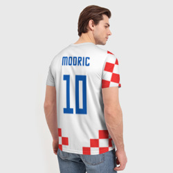 Футболка с принтом Модрич Сборная Хорватии форма к чемпионату мира 2022 для мужчины, вид на модели сзади №2. Цвет основы: белый
