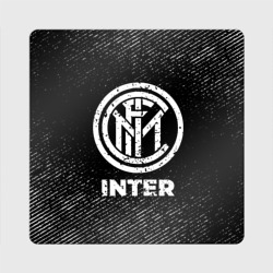 Магнит виниловый Квадрат Inter с потертостями на темном фоне