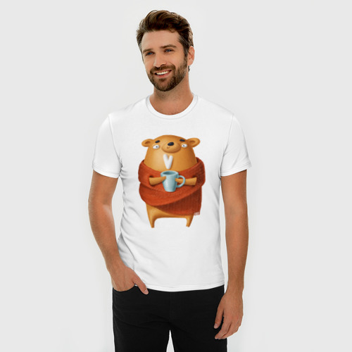 Мужская футболка хлопок Slim с принтом Медвежонок с кофе, фото на моделе #1