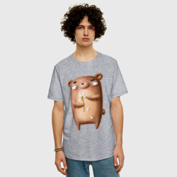 Мужская футболка хлопок Oversize Мишка гадает на ромашке   любит или не любит - фото 2