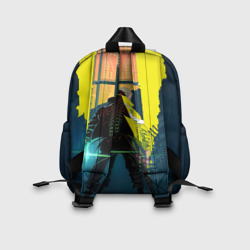 Рюкзак с принтом Cyberpunk Edgerunners для ребенка, вид на модели сзади №2. Цвет основы: белый