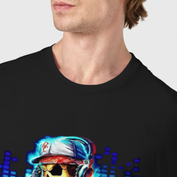 Футболка с принтом Cool DJ - skull для мужчины, вид на модели спереди №4. Цвет основы: черный