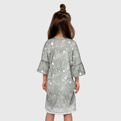 Платье с принтом Кролик Снежок Милый для ребенка, вид на модели сзади №2. Цвет основы: белый