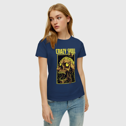 Женская футболка хлопок с принтом Сумасшедший череп, фото на моделе #1