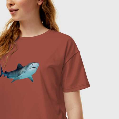 Женская футболка хлопок Oversize с принтом Realistic shark, фото на моделе #1