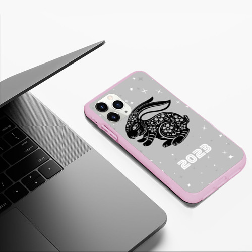 Чехол для iPhone 11 Pro Max матовый с принтом Символ 2023 года черный водяной кролик, фото #5