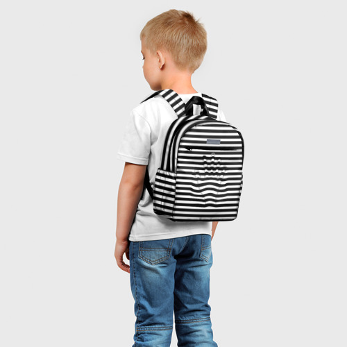 Детский рюкзак 3D с принтом Черно-белые полосы и рука, фото на моделе #1