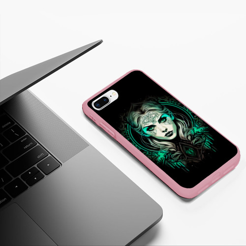 Чехол для iPhone 7Plus/8 Plus матовый Готическая ведьма на чёрном фоне, цвет баблгам - фото 5