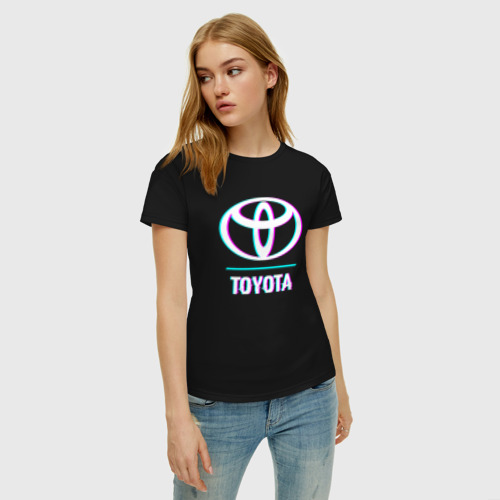 Женская футболка хлопок с принтом Значок Toyota в стиле glitch, фото на моделе #1