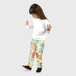 Брюки с принтом Цветы и геометрические фигуры скетч для ребенка, вид на модели спереди №2. Цвет основы: черный
