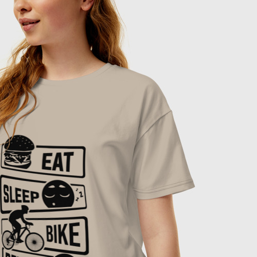 Женская футболка хлопок Oversize с принтом Eat sleep bike repeat art, фото на моделе #1