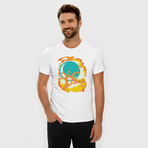 Мужская футболка хлопок Slim с принтом Шаттл летит над чужой планетой, фото на моделе #1
