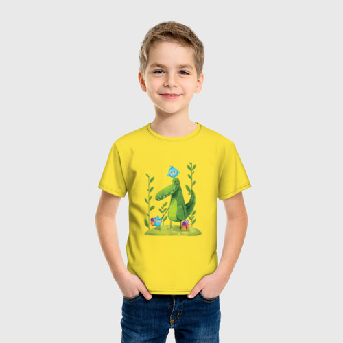 Детская футболка хлопок с принтом Крокодил и птички, фото на моделе #1