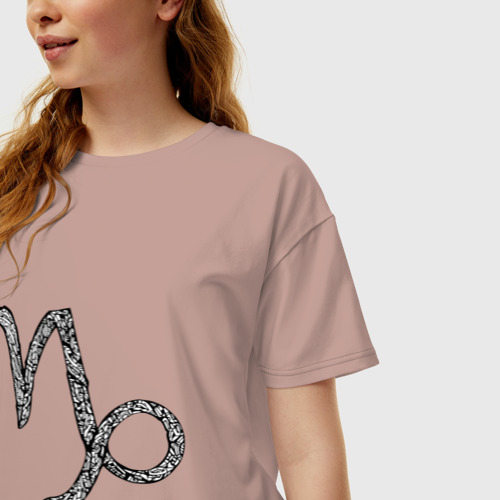 Женская футболка хлопок Oversize с принтом Козерог - зодиак, фото на моделе #1