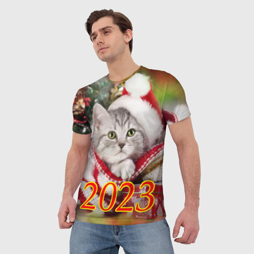 Мужская футболка 3D с принтом Котенок в новогодней шапочке, фото на моделе #1