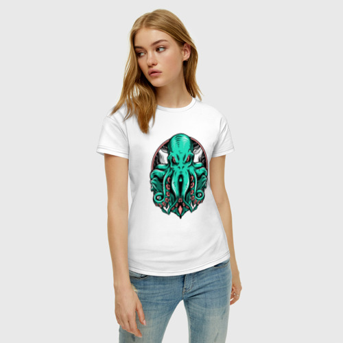 Женская футболка хлопок с принтом Зеленый осьминог, фото на моделе #1