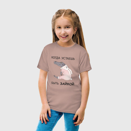 Детская футболка хлопок с принтом Крокодил в костюме зайчика- кролика, вид сбоку #3