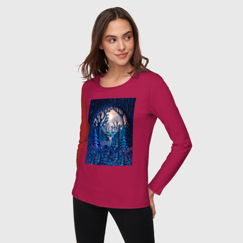 Женский лонгслив хлопок с принтом Объемная иллюстрация из бумаги лес и олень на синем фоне, фото на моделе #1