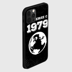 Чехол для iPhone 12 Pro Max На Земле с 1979: краска на темном - фото 2