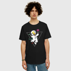 Мужская футболка хлопок Oversize Гомер Симпсон ловит в космосе пончик - фото 2