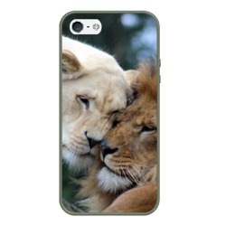 Чехол для iPhone 5/5S матовый Влюбленные львы
