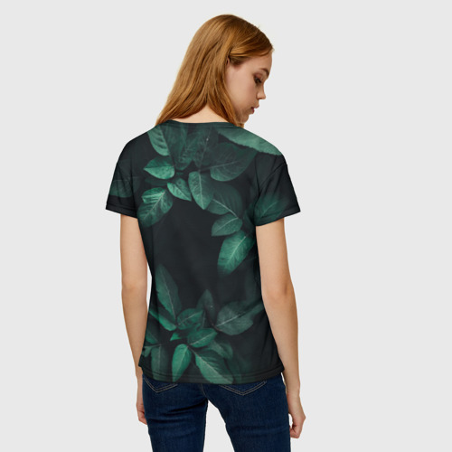 Женская футболка 3D с принтом Лис в листьях, вид сзади #2