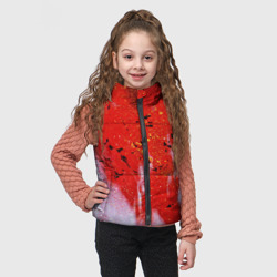 Жилет с принтом Красные блёстки и туман и белые краски для ребенка, вид на модели спереди №2. Цвет основы: черный