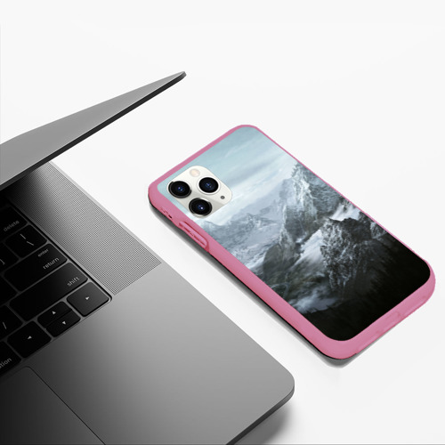 Чехол для iPhone 11 Pro Max матовый Природа Скайрима, цвет малиновый - фото 5