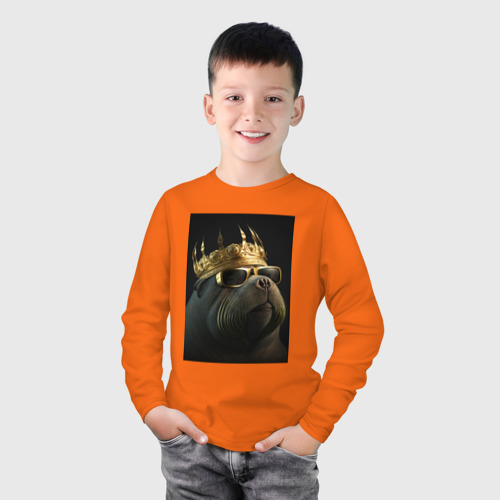 Детский лонгслив хлопок с принтом Морж рэпер в короне, фото на моделе #1