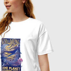 Футболка с принтом Подводное плавание в океане — Дайвинг на одной планете в другом мире для женщины, вид на модели спереди №2. Цвет основы: белый