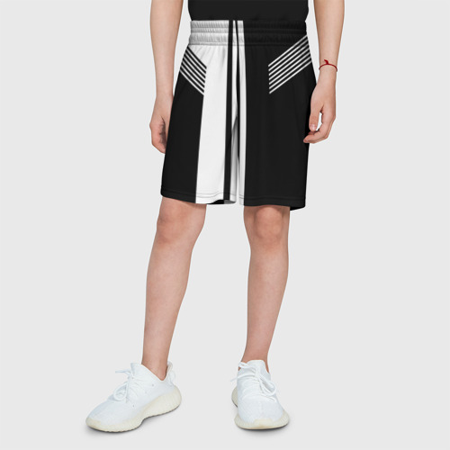 Детские спортивные шорты 3D с принтом Чёрные и белые полоски, вид сбоку #3