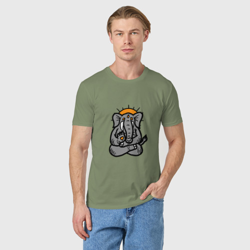 Мужская футболка хлопок с принтом Elephant relax, фото на моделе #1