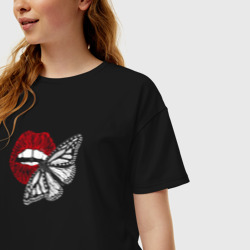 Женская футболка хлопок Oversize Бабочка махаон и поцелуй - фото 2