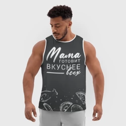 Мужская спортивная майка 3D Мама готовит вкуснее всех - фото 2