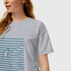 Женская футболка хлопок Oversize Минимализм плавник акулы и волны - фото 2