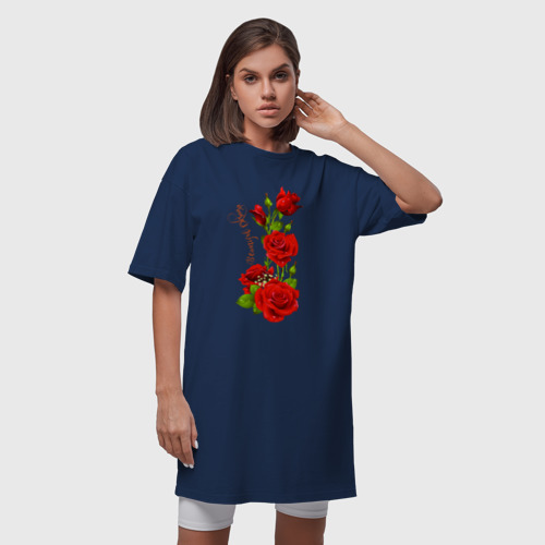 Платье-футболка хлопок Прекрасная Оксана - букет из роз, цвет темно-синий - фото 5