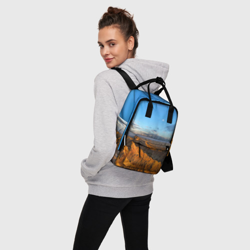 Женский рюкзак 3D с принтом Скалы и пустыня днём, вид сбоку #3