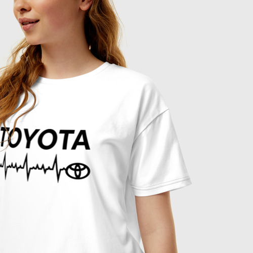 Женская футболка хлопок Oversize с принтом Любимая Тойота, фото на моделе #1