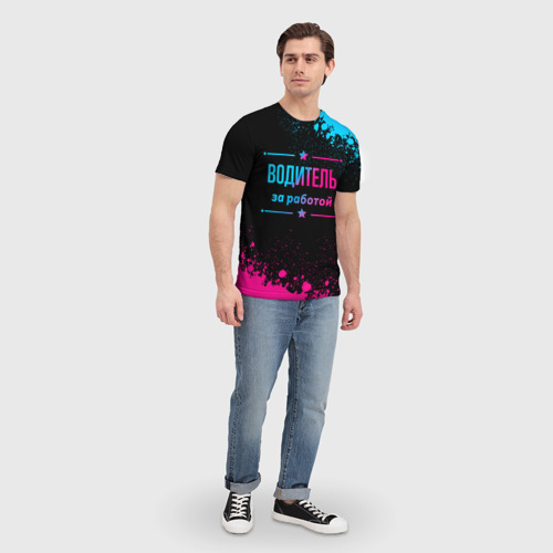 Мужская футболка 3D с принтом Водитель за работой - неоновый градиент, вид сбоку #3