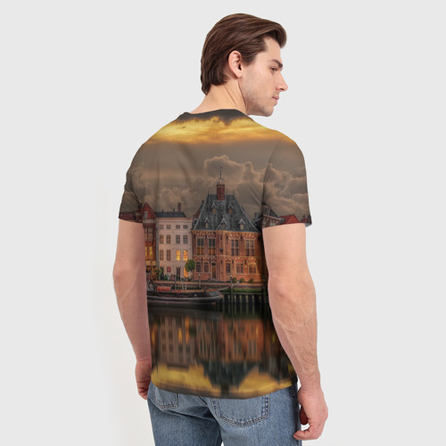 Мужская футболка 3D с принтом Мирный город на воде и тучи, вид сзади #2
