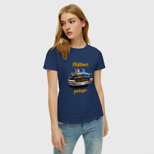 Женская футболка хлопок с принтом Ретро автомобиль Buick Roadmaster, фото на моделе #1